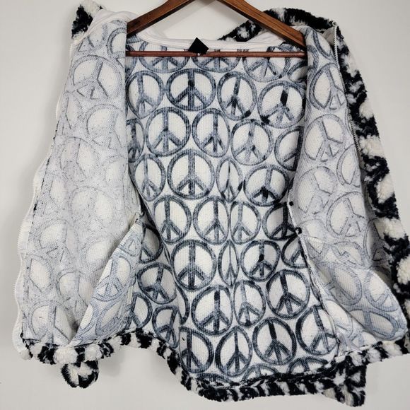 PacSun Women's Small Peace Sign Sherpa Fleece Zip Up Jacket - Picture 3 of 6